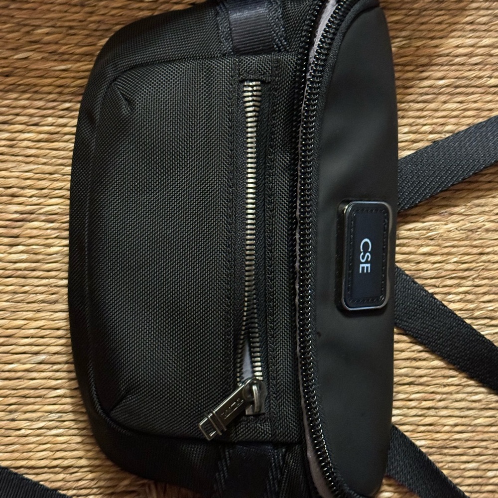 TUMI ALPHA BRAVO
Classified Waist Pack